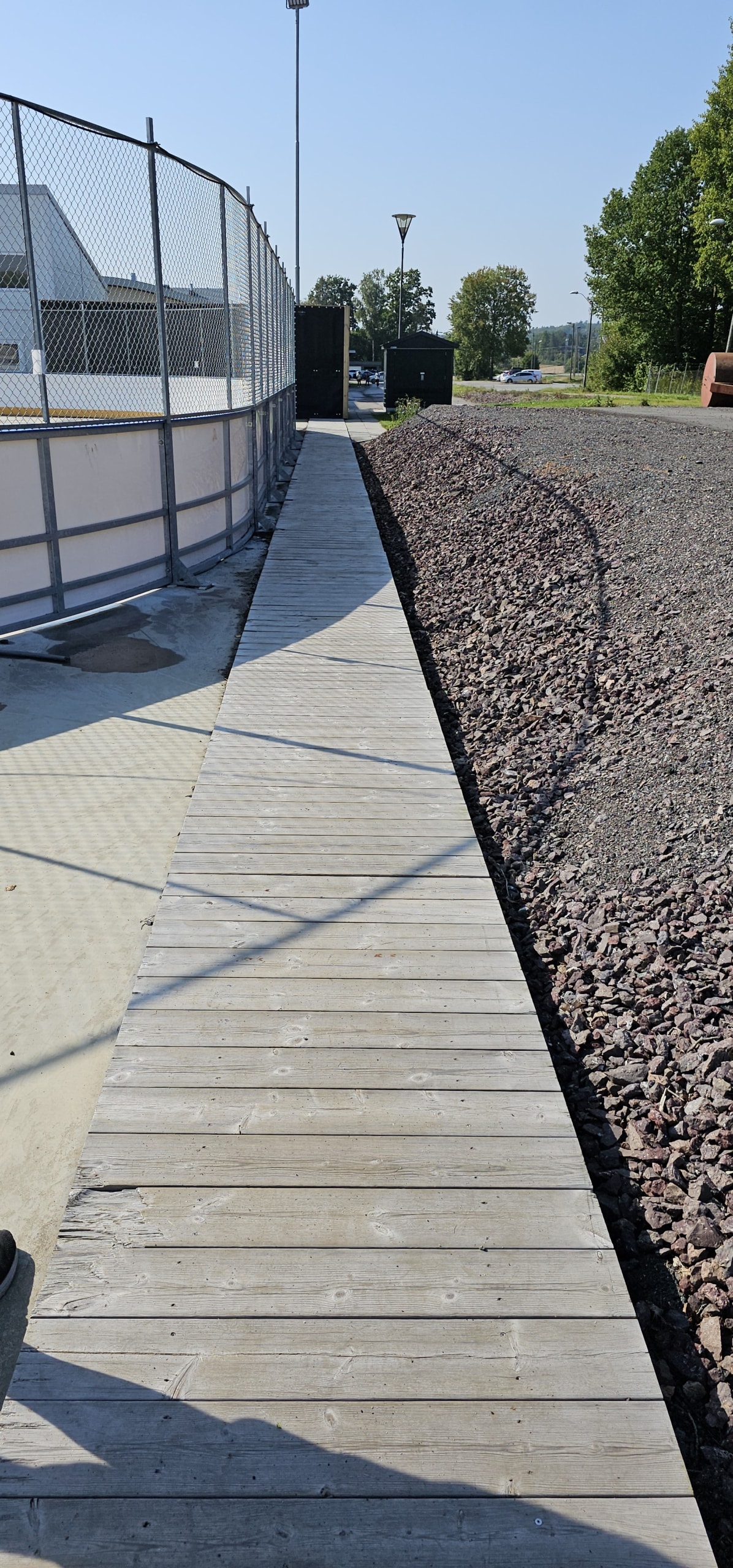 Gangvei langs brukt raita bane 30x60 detalj